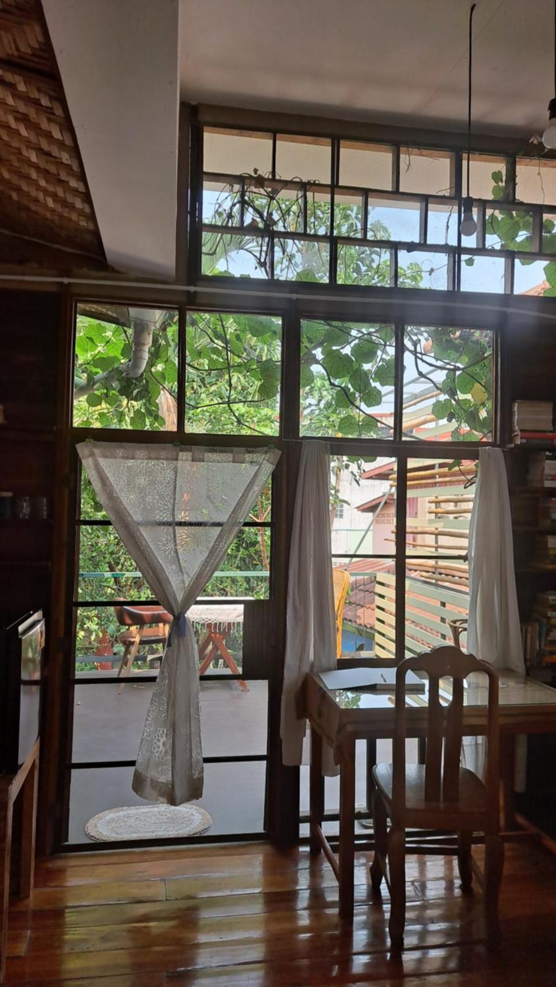 Banban Nannan Library And Guesthome