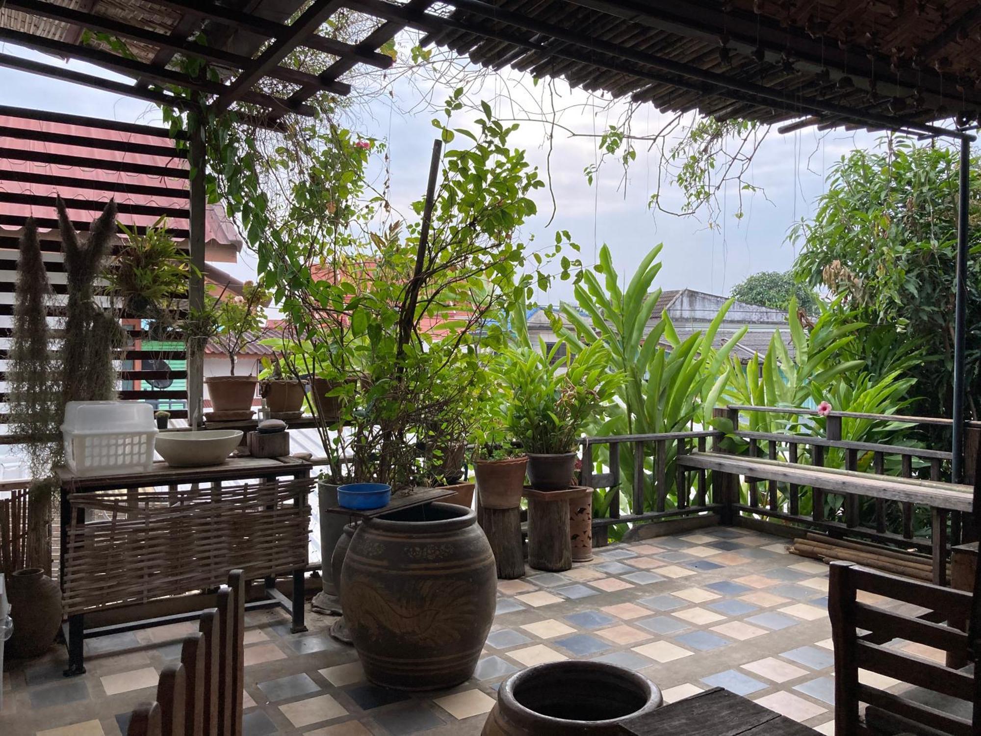 Banban Nannan Library And Guesthome