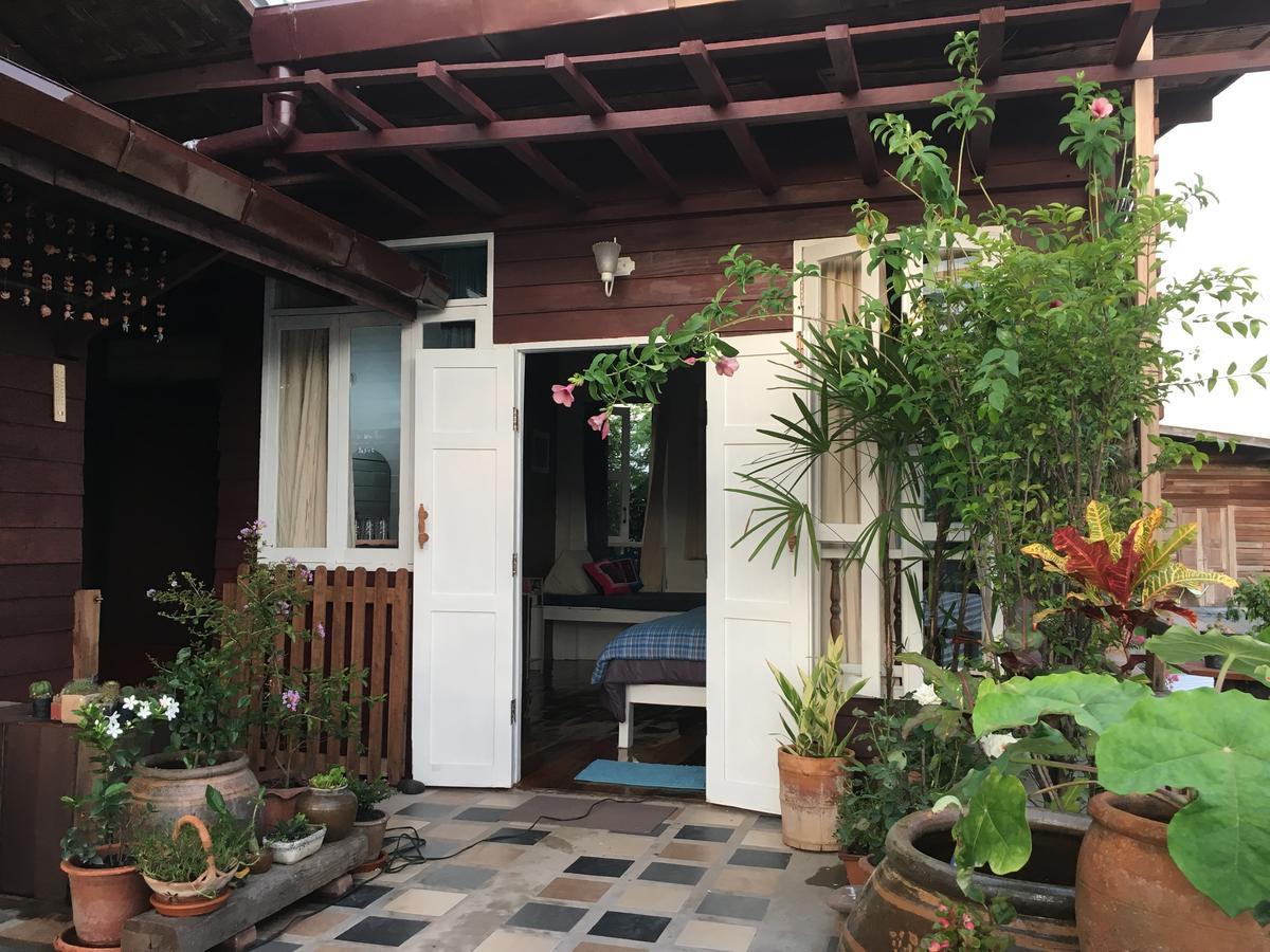 Homestay Banban Nannan Library And Guesthome *